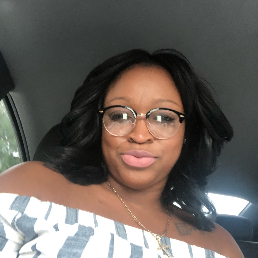 Meet your Posher, Alexandria